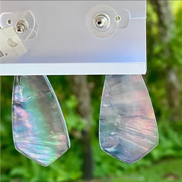 Kendra Scott Adolin Black Mother of Pearl Earrings - Picture 9 of 12